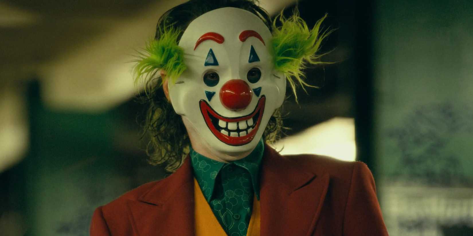 R-Rated Batman Movie Set PH๏τos Tease Joker’s DCU Story In New Game-Changing DC Theory