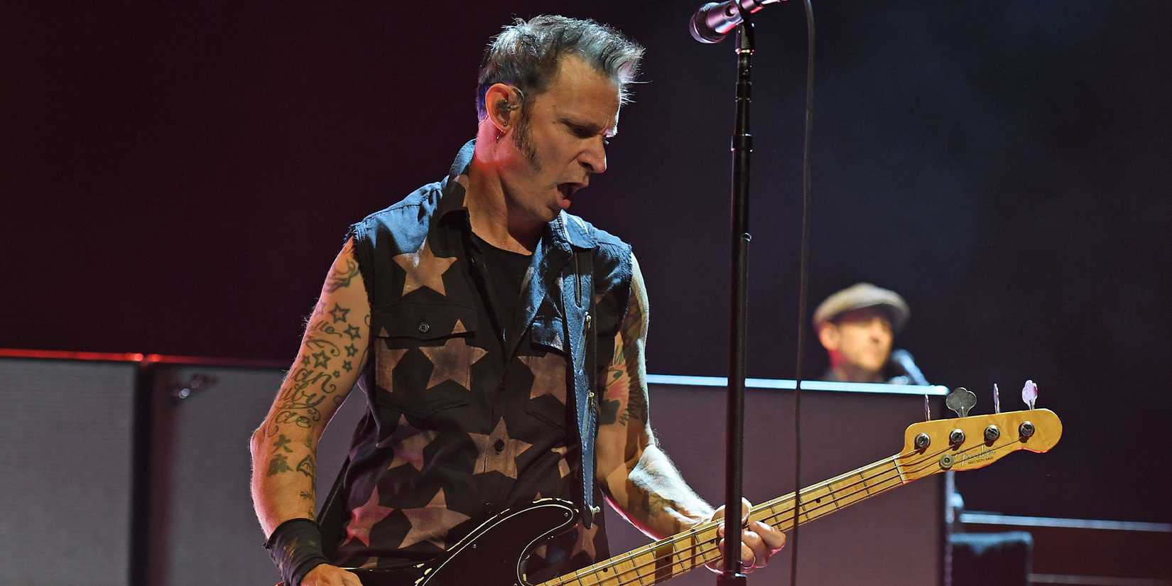 I Watched Green Day Wrap Their Movie New Years Rev Wraps By Celebrating New Years In March