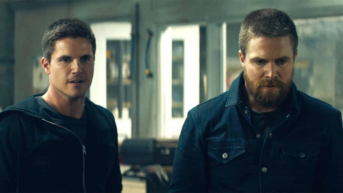 Robbie Amell Is Grateful Code 8 Fans Are Embracing Tales of Lincoln City