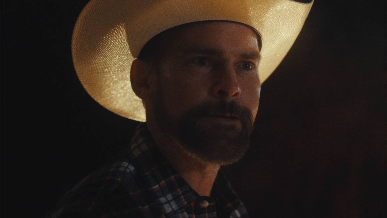 Seann William Scott & Chance Perdomo Are A Team In New Bad Man Clip Seann William Scott & Chance Perdomo Are A Team In New Bad Man Clip