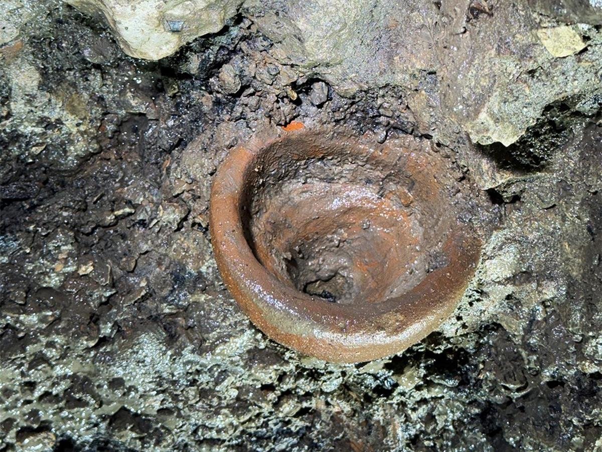 Hellenistic sanctuary and rare Bronze Age artifacts discovered in Italy’s Pertosa-Auletta Caves