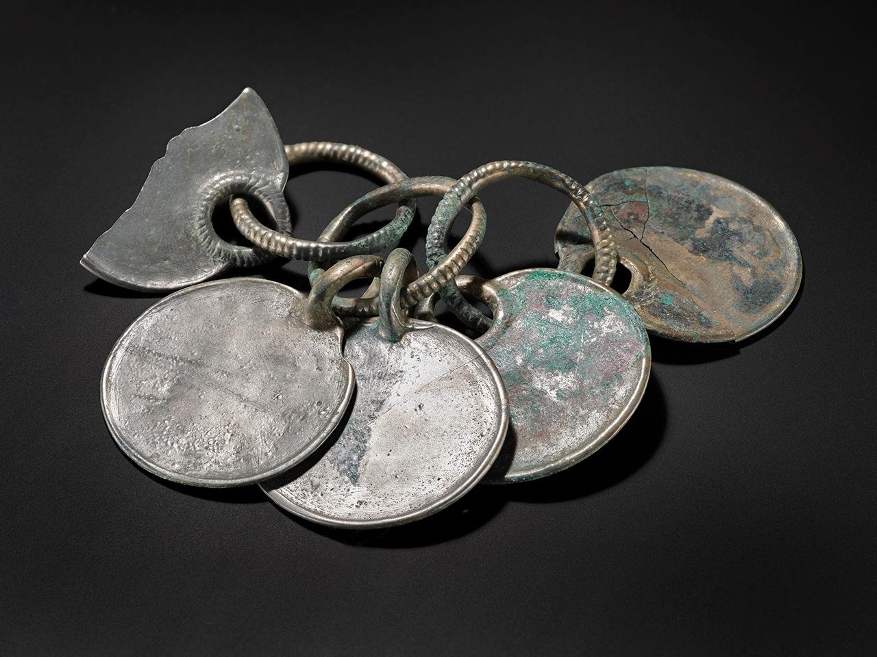 Hidden shine of the Peebles Hoard: Bronze Age treasures reveal a 3,000-year-old silvery secret