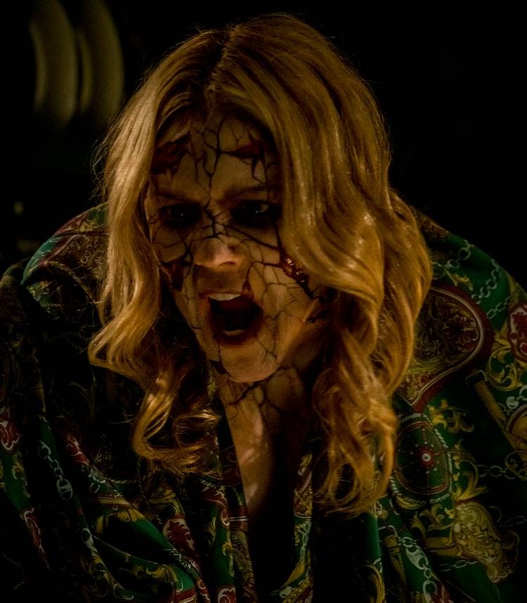 How Vicious’ Mystery Box Works And Whether It’s Actually Evil Addressed By Dakota Fanning & Director How Vicious’ Mystery Box Works And Whether It’s Actually Evil Addressed By Dakota Fanning & Director